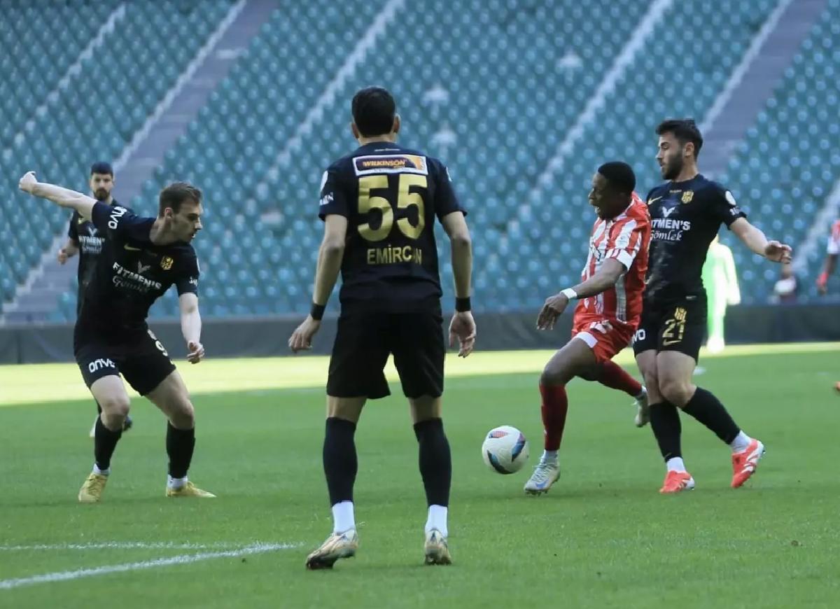 Boluspor, Malatyaspor’u 10-1 Yenerek Farka Gidiyor