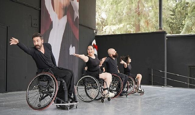 Bornova’da farkındalık ayakta alkışlandı