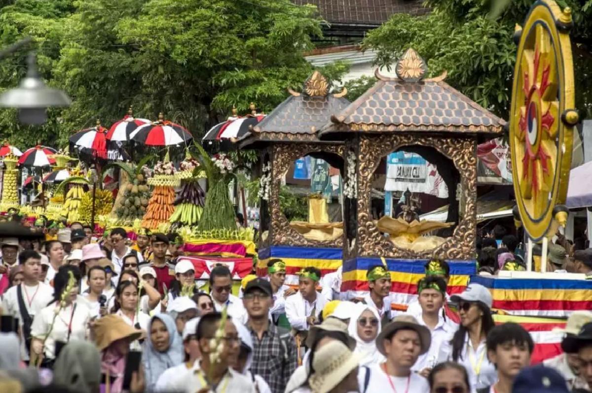 Borobudur’da Vesak Günü Coşkuyla Kutlandı