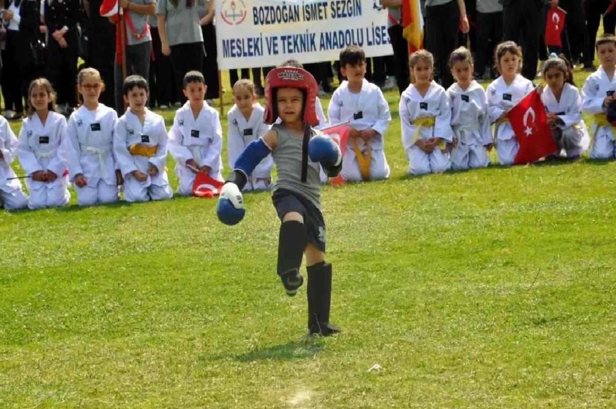 Bozdoğan’da Coşkulu 19 Mayıs Kutlaması