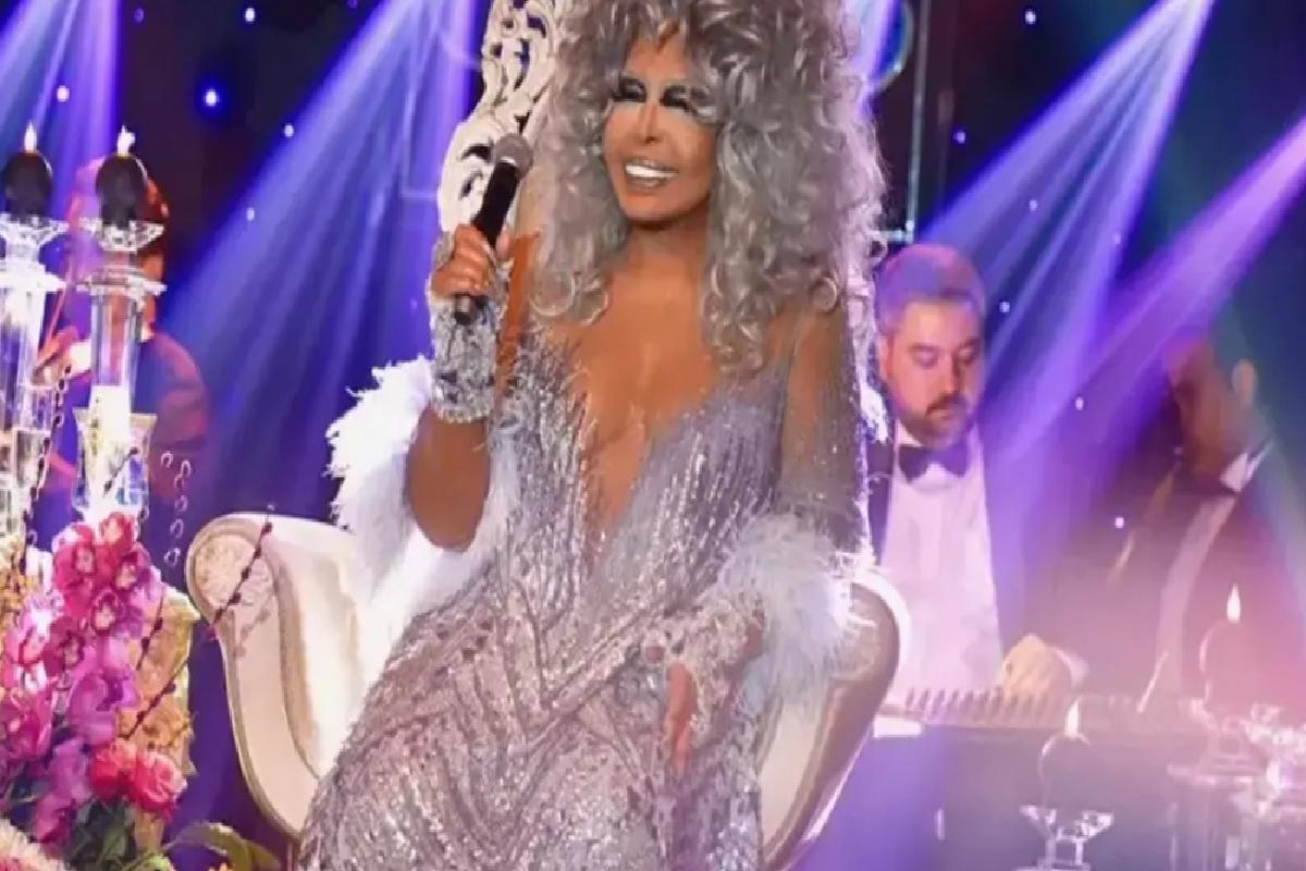 Bülent Ersoy’dan sahneye damga vuran dans şovu