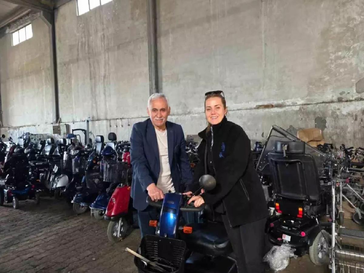 Bünyan’da İhtiyaç Sahiplerine Akülü Araç ve Tekerlekli Sandalye Dağıtımı
