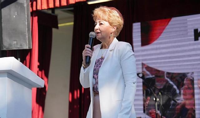 Burhaniye’de “Mikrofon Gençlerde”