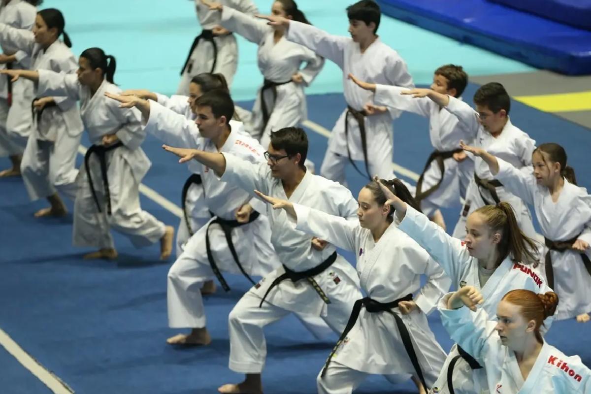 Bursa ve çevre illerde 19 Mayıs Atatürk’ü Anma, Gençlik ve Spor Bayramı kutlanıyor