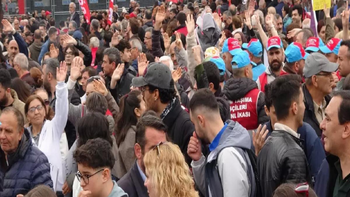 Bursa’da 1 Mayıs Coşkusu