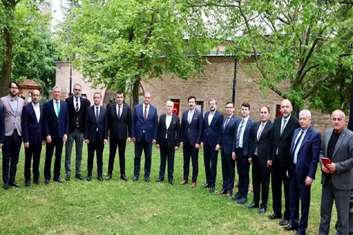 Bursa’da Belediye Başkanları Buluştu: Yenişehir’in Tarım Potansiyeline Dikkat!