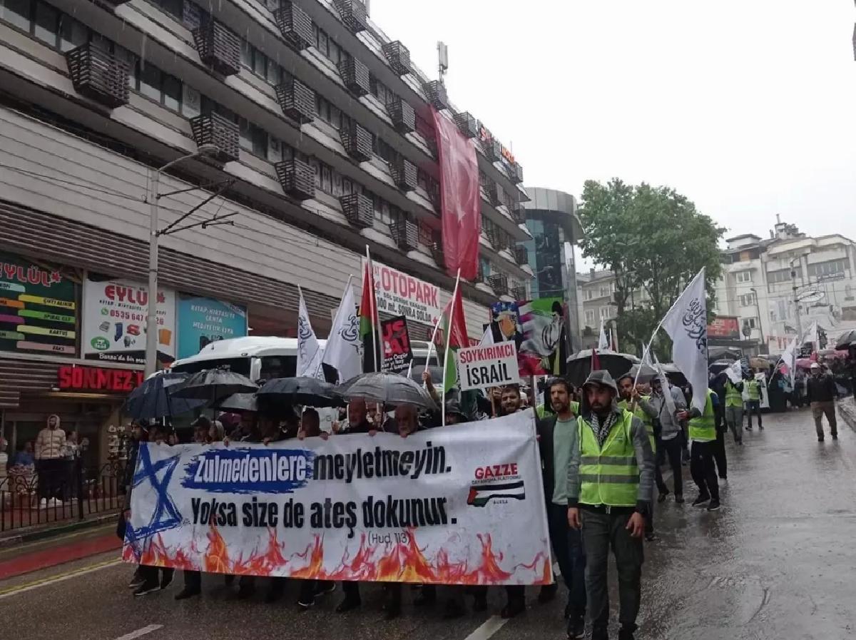 Bursa’da Filistin’e Destek Yürüyüşü