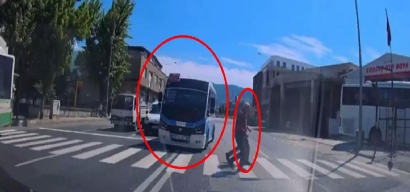Bursa’da Minibüs Ters Şeritte Gitti