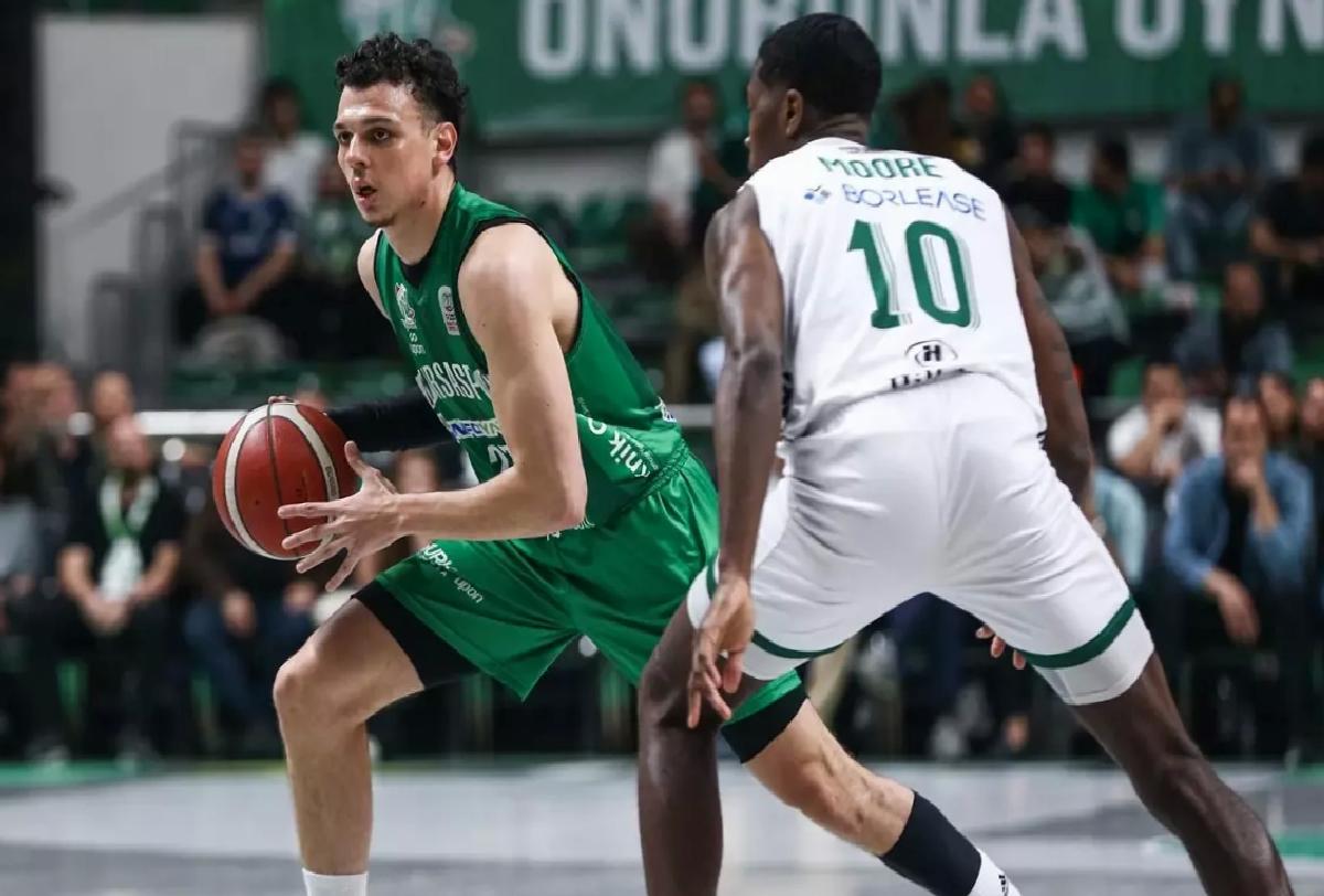 Bursaspor Yörsan Darüşşafaka’yı Yendi