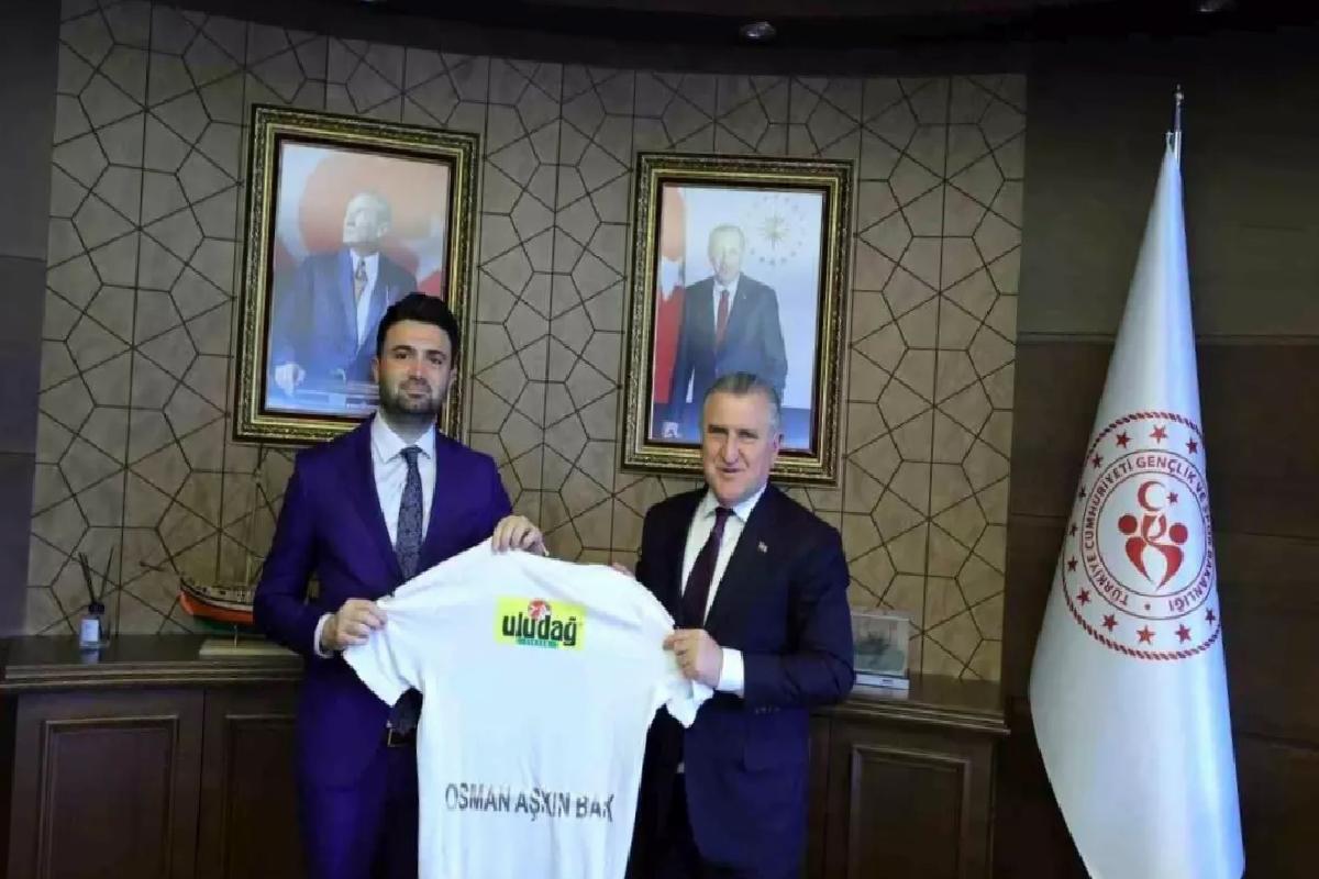Bursaspor’dan Bakan Bak’a Teşekkür