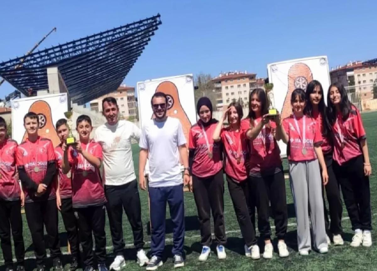 Çaltı Ortaokulu, Geleneksel Türk Okçuluğu’nda Bilecik İl Birincisi Oldu