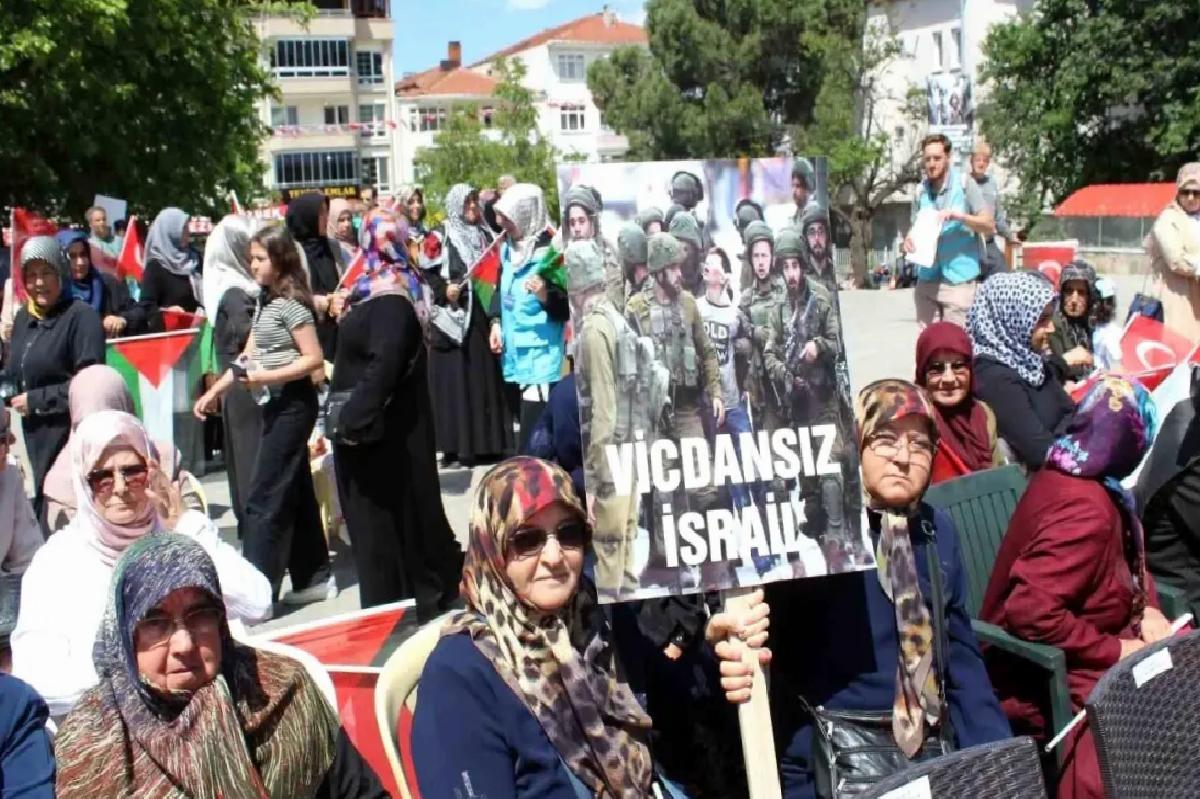 Çanakkale’de ‘Gazze’ye Ses Ver’ Konferansı Düzenlendi