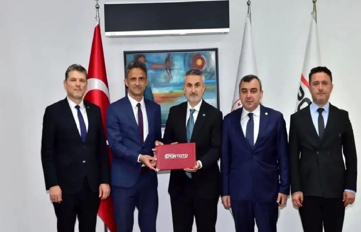Çaycuma’ya Modern Spor Salonu Yapılacak
