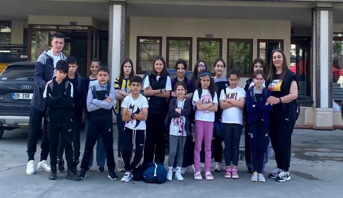 Çayırova Belediyesi Yüzme Takımı Rize’de 35 Madalya Kazandı