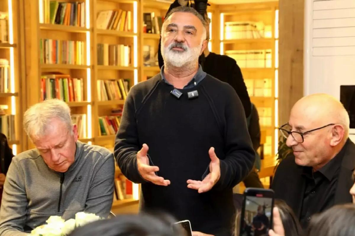 Cengiz Bozkurt, Karasu’da Hayranlarıyla Buluştu