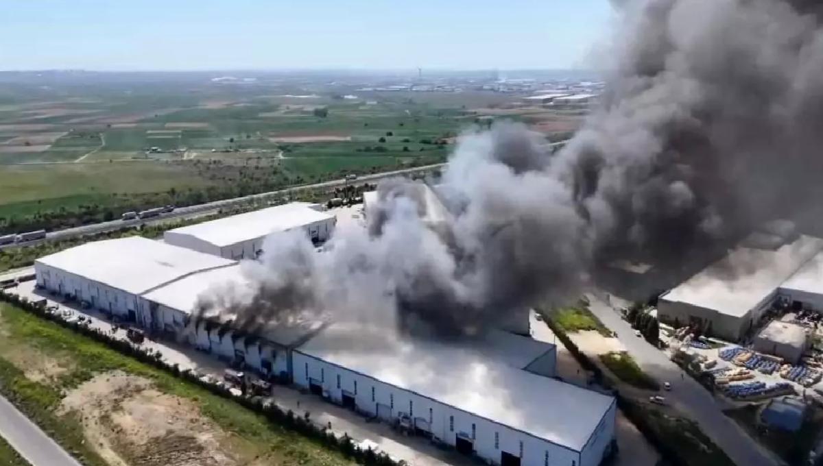 Çerkezköy’de Fabrika Yangını