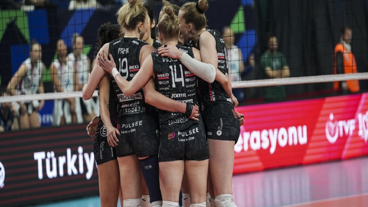 CEV Kadınlar Şampiyonlar Ligi şampiyonu Carraro Imoco Conegliano!