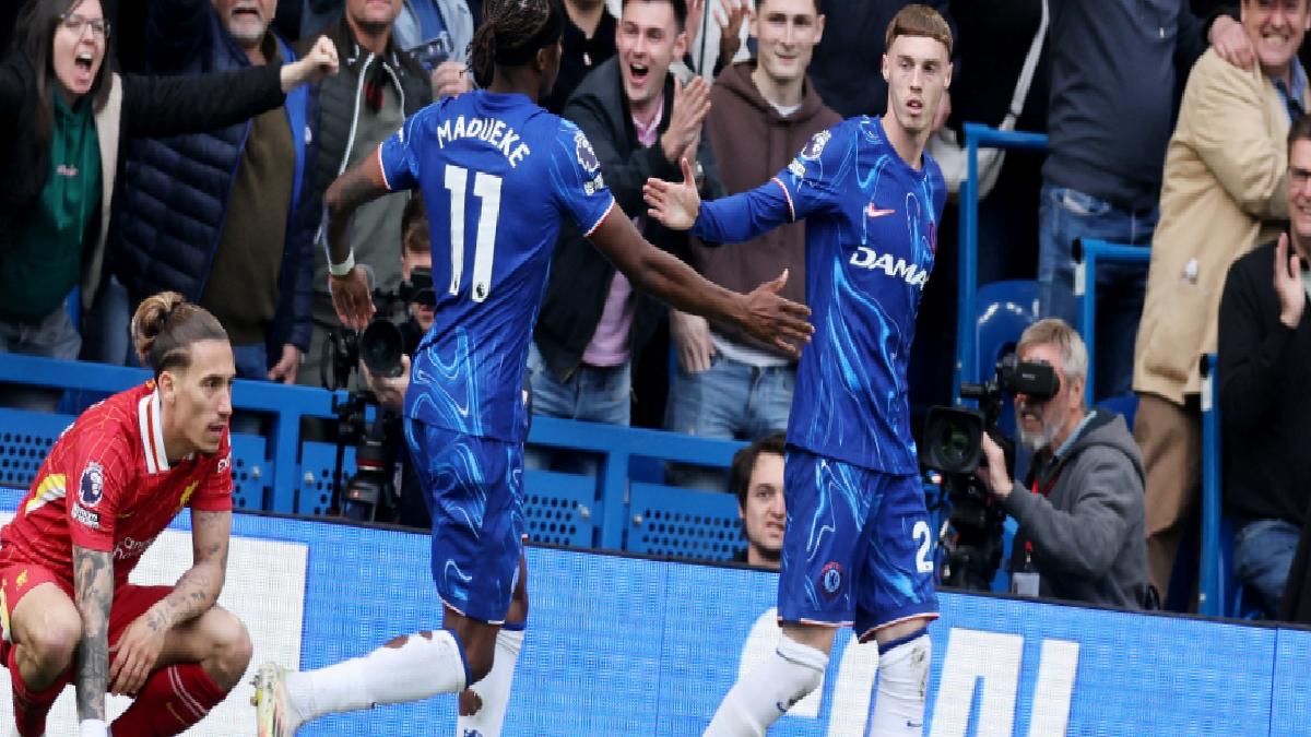 Chelsea, Liverpool’u 3 golle yıktı