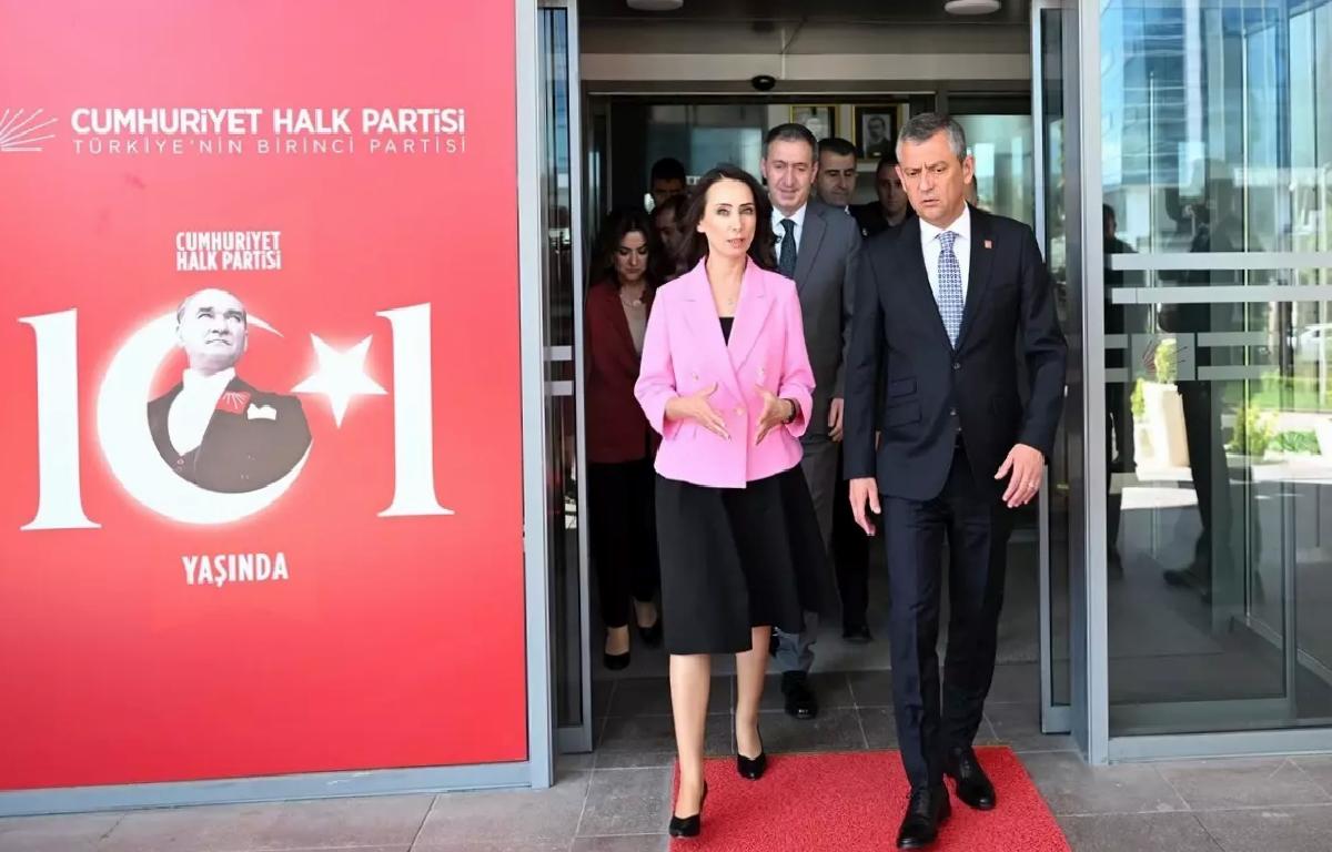 CHP Genel Başkanı Özel, DEM Parti heyeti ile görüştü Açıklaması