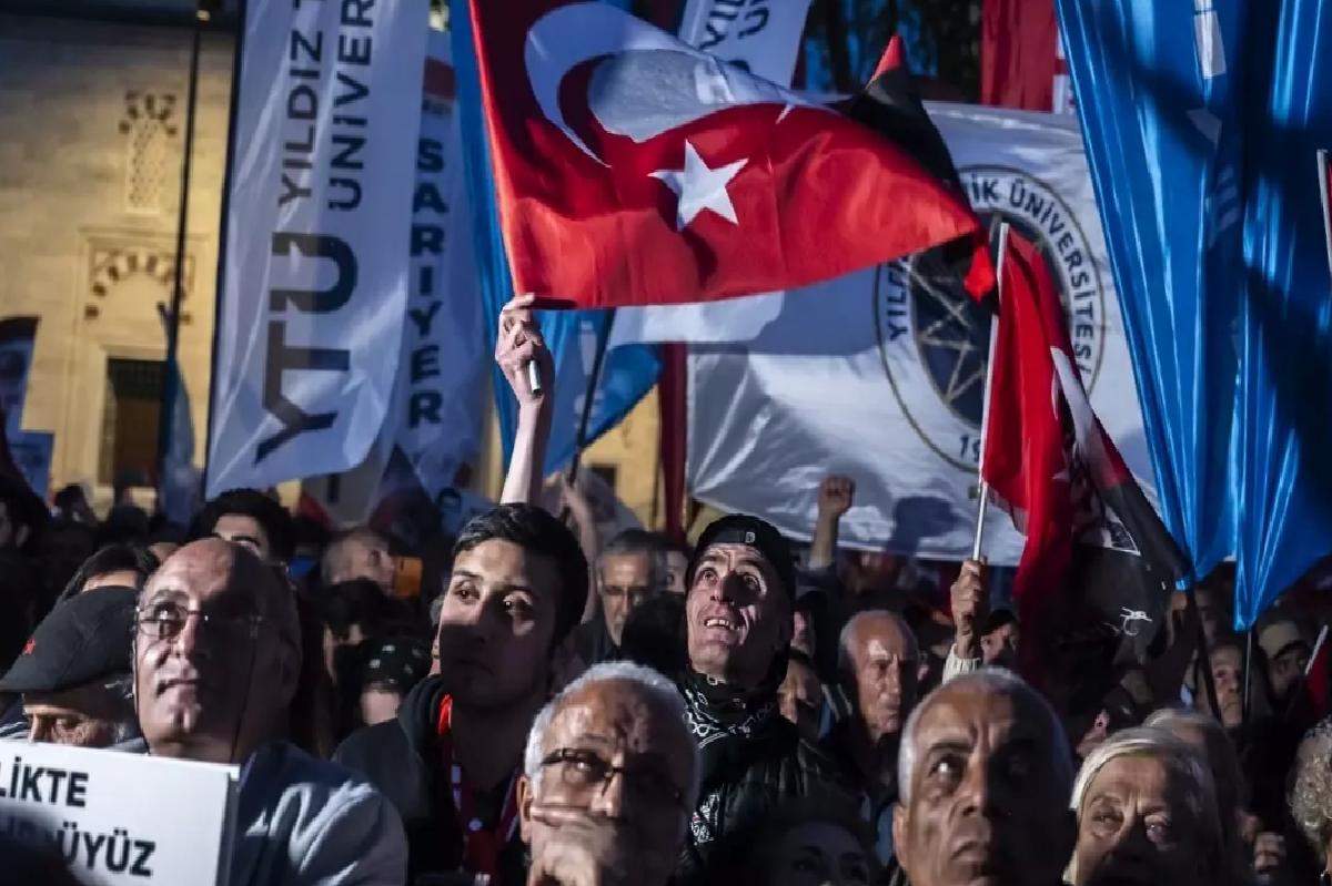 CHP’den Yolsuzluk Protestosu