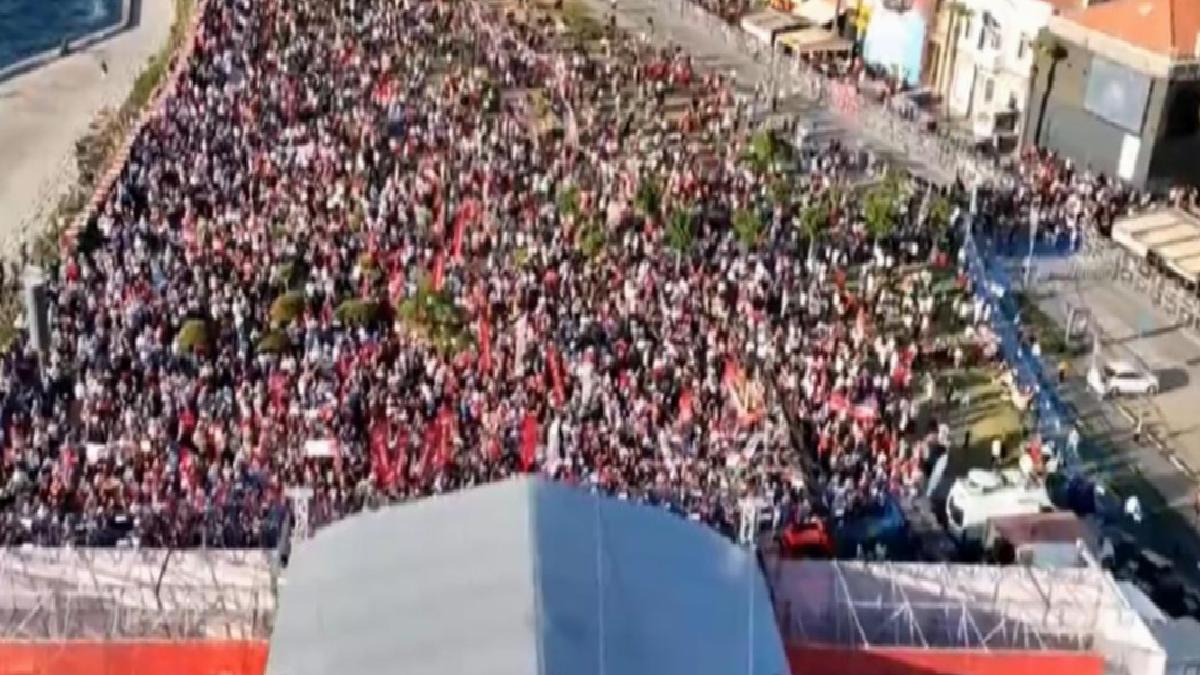CHP’nin İzmir’de miting yaptığı Gündoğdu Meydanı boş kaldı