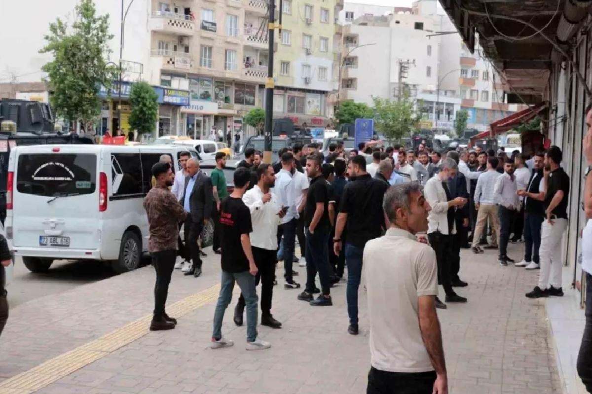 Cizre’de Bıçaklı Kavga: 2 Yaralı