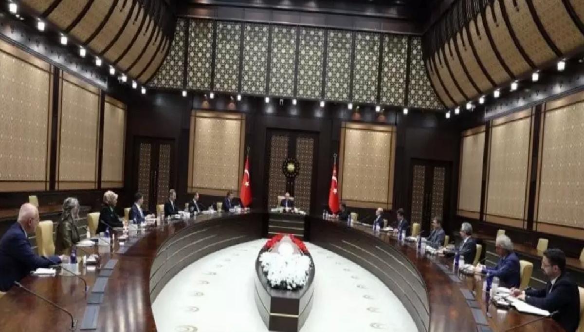 Cumhurbaşkanı Erdoğan, Cumhurbaşkanlığı Politika Kurullarının başkanvekillerini kabul etti