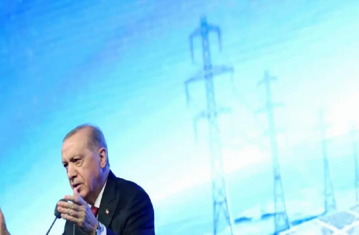 Cumhurbaşkanı Erdoğan: “Enerji arz güvenliğinin sağlanması hemen her devlet için bir beka meselesi haline dönüşmüştür.”