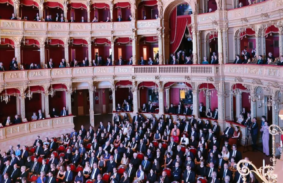 Cumhurbaşkanı Erdoğan, Macaristan Başbakanı Orban ile kültürel programa katıldı