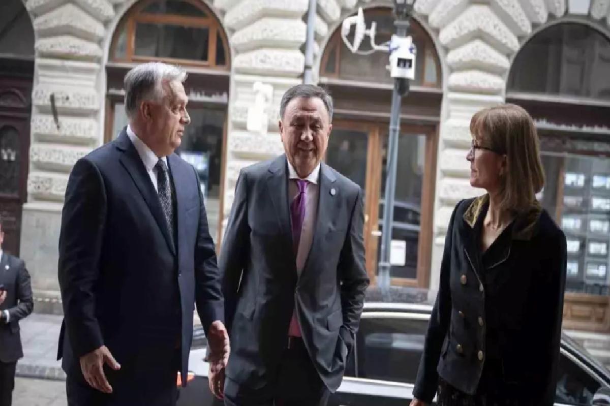 Cumhurbaşkanı Erdoğan, Macaristan’da Başbakan Orban ile kültürel programa katıldı
