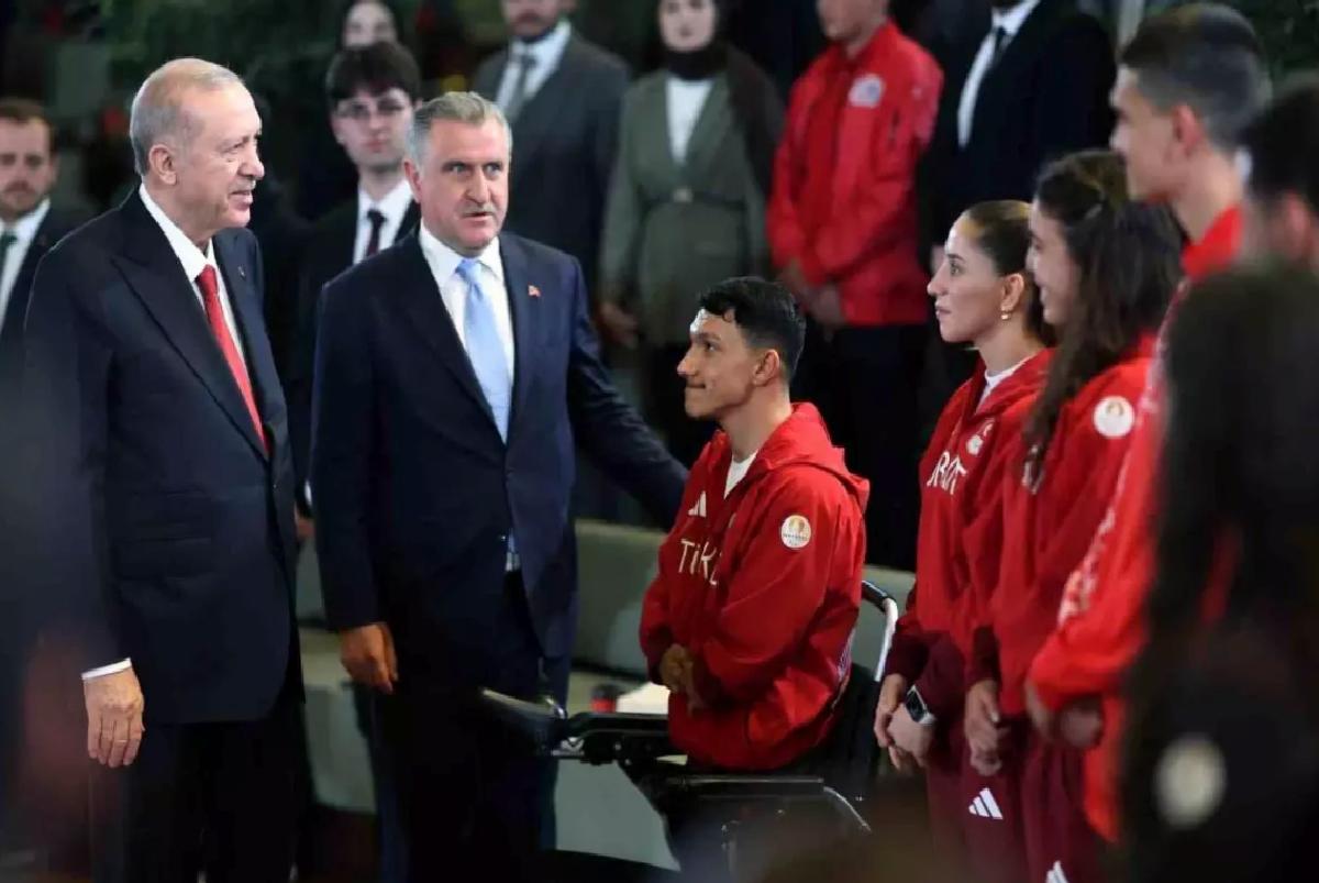 Cumhurbaşkanı Erdoğan: “Terörsüz Türkiye kavşağını inşallah suhuletle döndükten sonra Türkiye Yüzyılı menziline çok daha hızlı ulaşacağız”