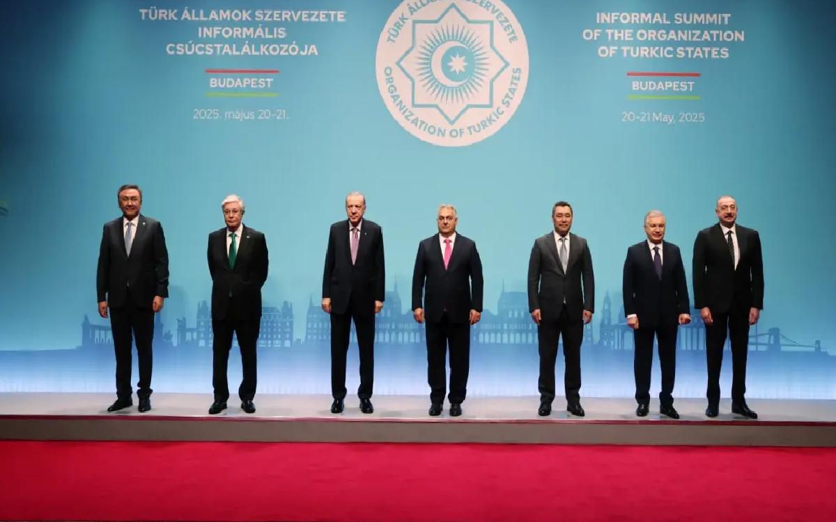 Cumhurbaşkanı Erdoğan, Türk Devletleri Teşkilatı Gayri Resmi Zirvesi için Macaristan’da