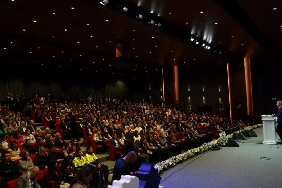 Cumhurbaşkanlığı İletişim Başkanı Altun, Türkiye-Balkanlar Medya Forumu’nda konuştu Açıklaması