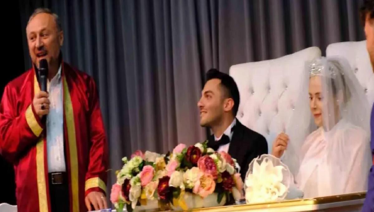 Damat Fısıldadı, Nikah Memuru Esprili Yanıt Verdi