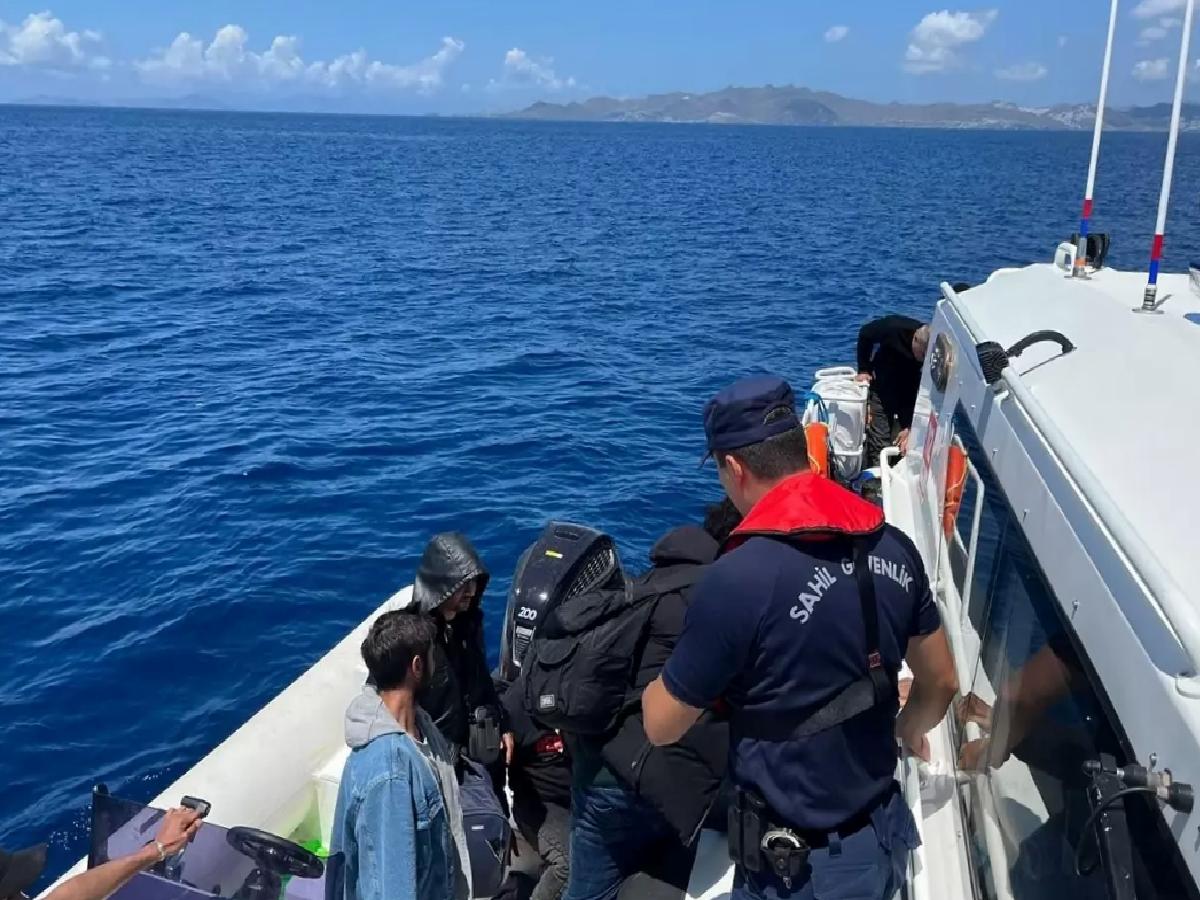 Datça Açıklarında 33 Düzensiz Göçmen Kurtarıldı