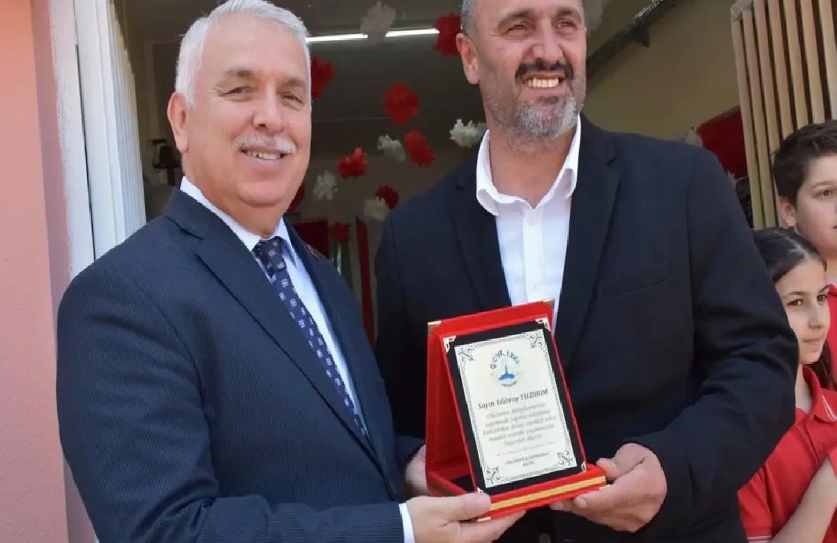 Depremde Kaybedilenler İçin Kütüphane Açıldı