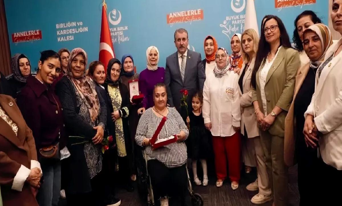 Destici’den Yangın Açıklaması