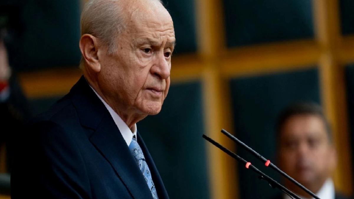 Devlet Bahçeli’den Galatasaray’a tebrik