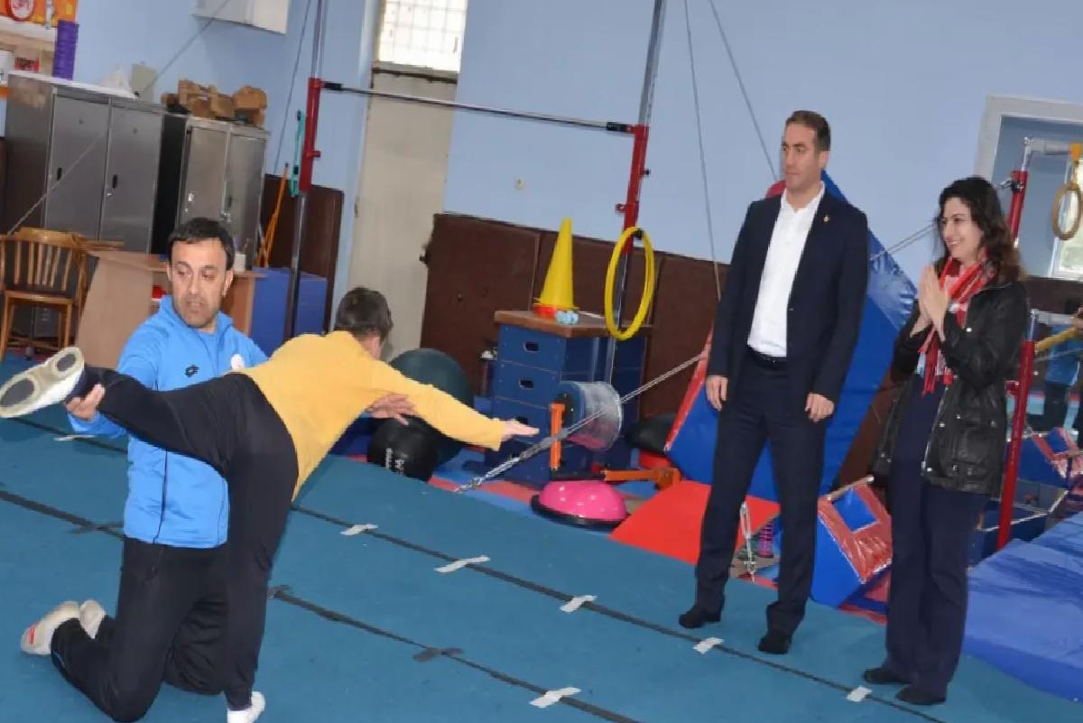 Down Sendromlu Muhammet Tarık’tan Gümüş Madalya