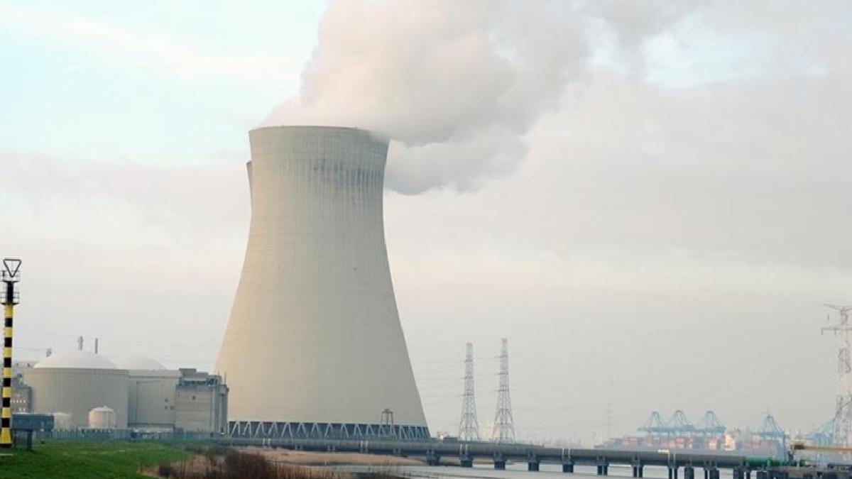 Dünyada elektrik üretiminde yenilenebilir ve nükleer enerjinin payı