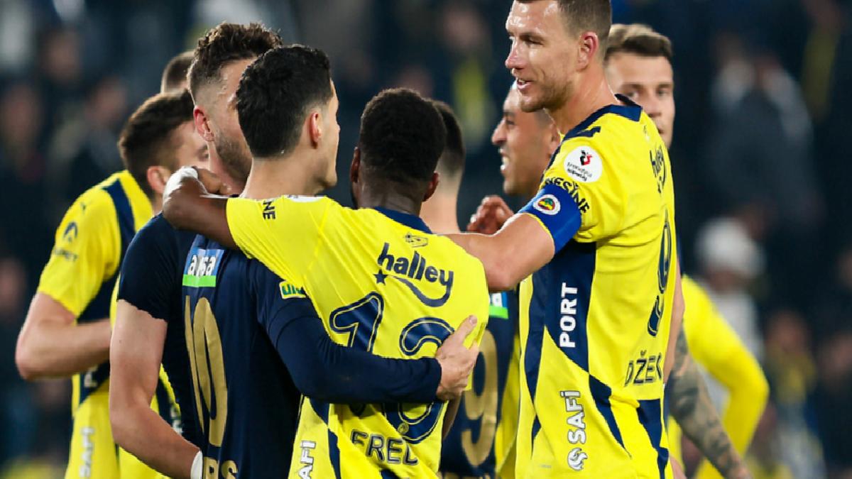 Edin Dzeko ve Haris Hajradinovic’e Bosna Hersek’ten milli davet