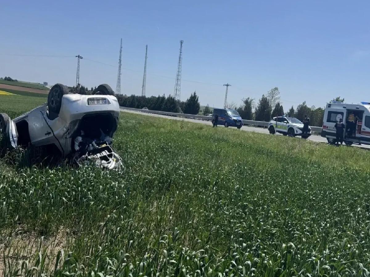 Edirne’de Otomobil Devrildi: 2 Yaralı