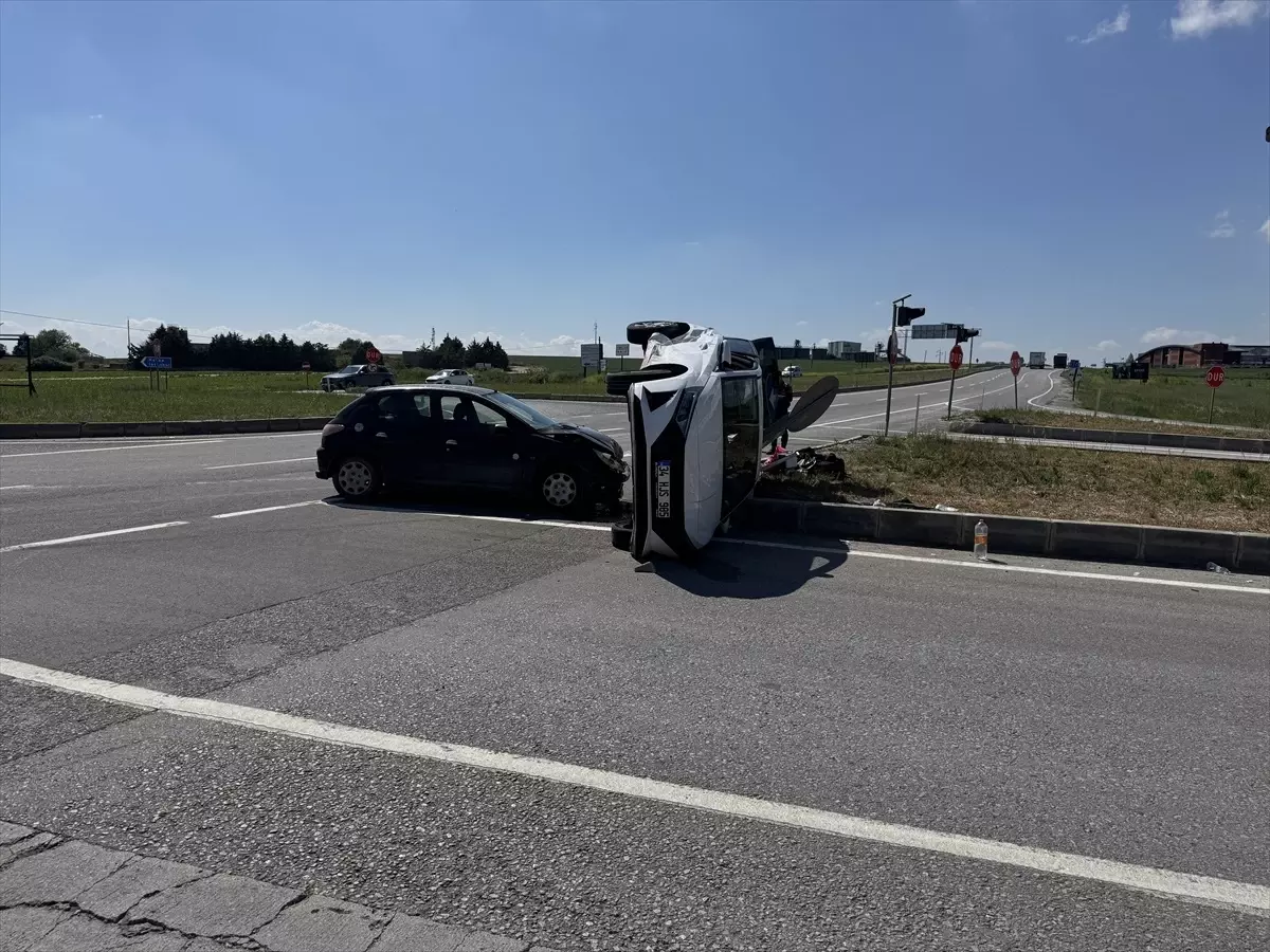 Edirne’de Trafik Kazası: 5 Yaralı