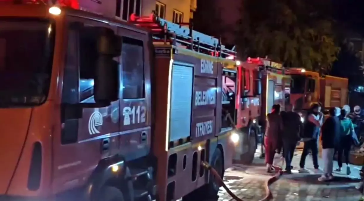 Edirne’de Yangın: 3 Evde Hasar