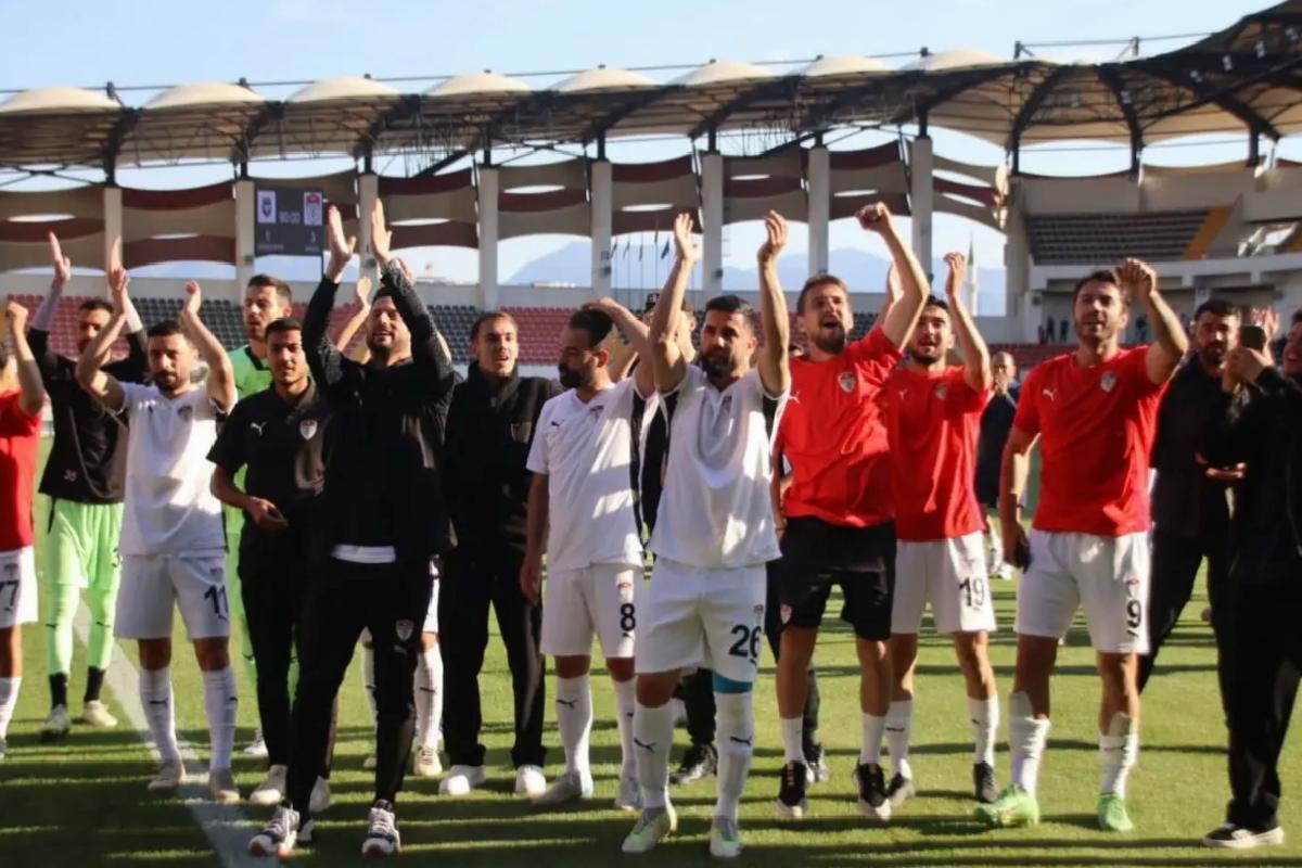 Efsane geri dönüyor! Süper Lig’in eski takımı Manisaspor namağlup şampiyon oldu