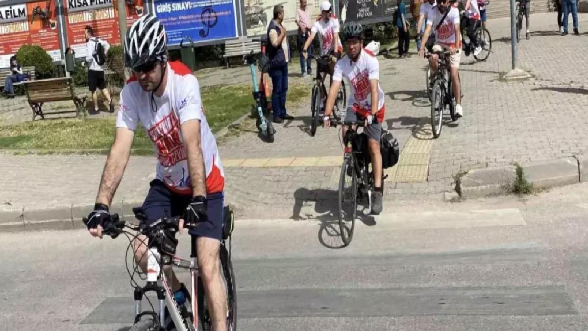 Eğitim Çalışanları Ankara’ya Bisikletle Gidiyor
