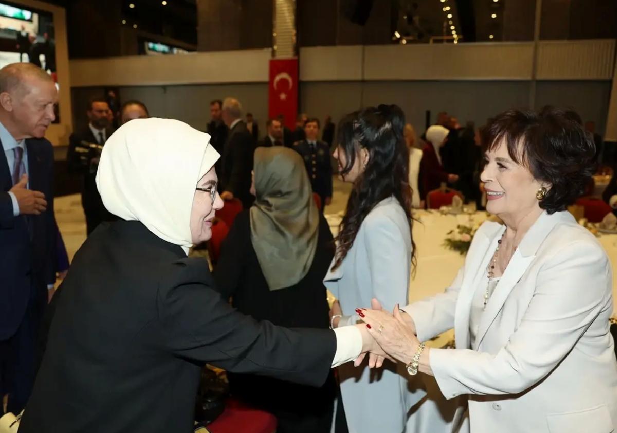 Emine Erdoğan’dan “Anneyle Güçlü Aile, Aileyle Güçlü Türkiye” programına ilişkin paylaşım