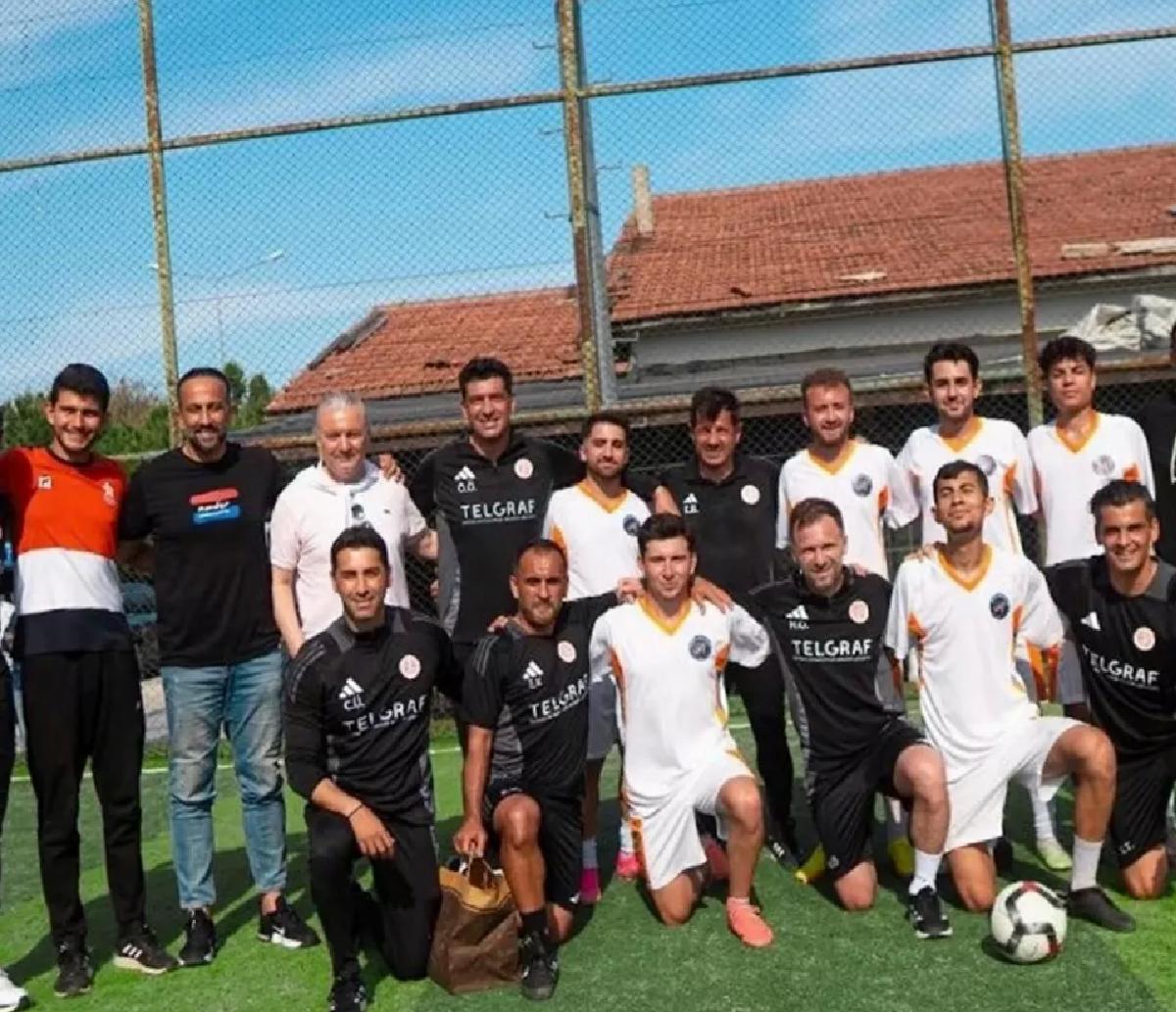 Emre Belözoğlu Üniversite Öğrencileriyle Futbol Oynadı