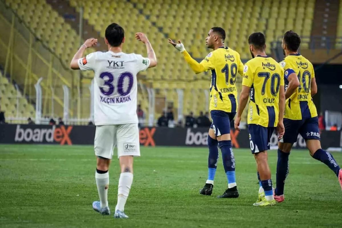 En-Nesyri Üst Üste Gollerde