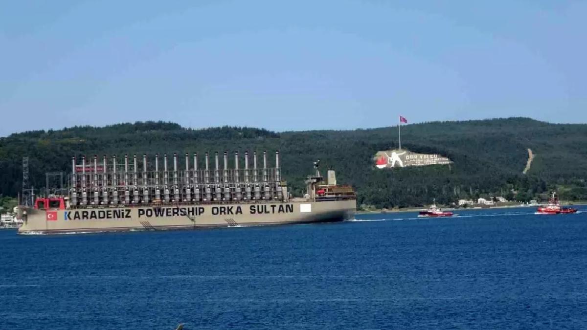 Enerji Gemisi Çanakkale’den Geçti